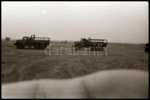 ~1965 35 db fotó NEGATÍV vezetési gyakorlatokról, Ócsa