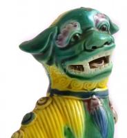 Kínai mázas porcelán Pho kutya, jelzés nélkül, kis mázhibával, m: 15,5 cm