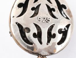 Aranyozott ezüst(Ag) fülbevalópár, kövekkel gazdagon kirakva, jelzett, h: 3,5 cm, bruttó: 14,93 g