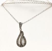 Ezüst(Ag) nyaklánc, markazitos medállal, jelzett, h: 47 cm, bruttó: 6,26 g