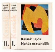 Kassák Lajos: Nehéz esztendők. I-II. köt. Vál. és sajtó alá rendezte: Parancs János. Bp., 1980, Magvető. Kiadói egészvászon-kötés, kiadói papír védőborítóban.