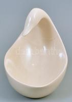 Zsolnay mázas kacsa vagy hattyú formájú tál, tervező: Török János, jelzés nélkül, apró mázhibákkal, ...