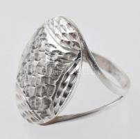Ezüst(Ag) modern gyűrű, jelzett, méret: 57, nettó: 5,32 g