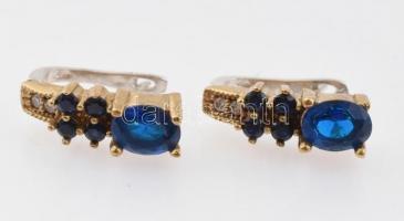 Ezüst(Ag) kék köves fülbevalópár, jelzett, h: 2,5 cm, bruttó: 8,42 g