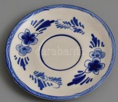 Delft porcelán mokkás csésze és alj. Máz alatti kék festéssel, kézzel festett, jelzett, hibátlan. cs...