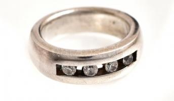 Ezüst(Ag) négyköves masszív gyűrű, jelzett, méret: 51, bruttó: 7,8 g
