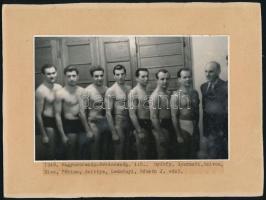 1948 Magyarország-Svédország 4:0 vízilabda mérkőzés, kartonra ragasztott fotó, 11×17,5 cm