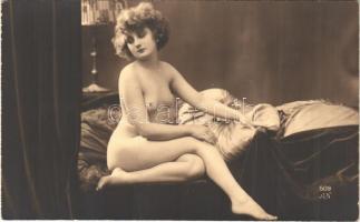 Meztelen erotikus hölgy / Erotic nude lady. A.N. Paris 509. (non PC)