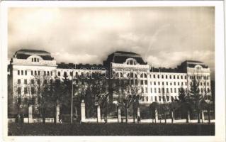 1941 Marosvásárhely, Targu Mures; Katonai alreáliskola / military cadet school