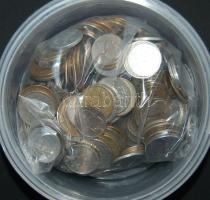 1kg vegyes fémpénz, egész világ, régi és új