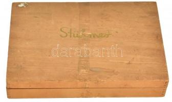 Stühmer édességes fa doboz, sérült, ragasztott fedéllel, 26x19,5x4 cm