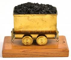 Bányász emléktárgy, mini csille rézből, fa talapzaton . m:9 cm