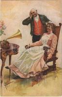1920 Der letzte Schlager / Lady art postcard, gramophone. Paul Heckscher Imp. 379. s: Cucuel