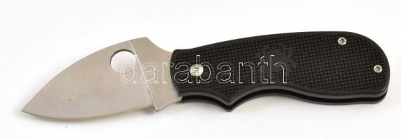 Spyderco N690Co egykezes bicska, újszerű állapotban, h: 15 cm
