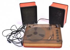 cca 1970-1980 Unitra WG-417 retró lengyel lemezjátszó, 2 db hangfallal, működőképes, tűhibás, kisebb kopásokkal, 36,5x25x10,5 cm, hangfal méret: 25x19x11
