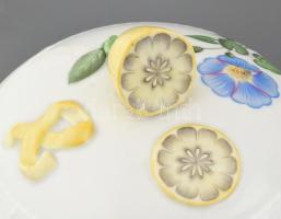 Herendi virág mintás kibővített, hat személyes étkészlet plusz tálakkal, mindegyik tányéron más fajt...