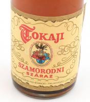 1985 Tokaji szamorodni száraz fehérbor bontatlan palack, jól tárolt