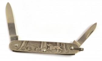 Foster fém bicska, vadászkutyás motívummal, jó állapotban, összecsukva h: 7 cm