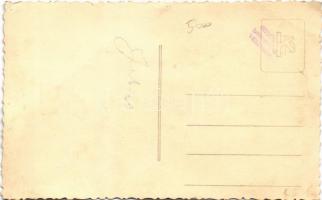 Veszprém, Jutas, laktanya katonai teherautókkal és kocsikkal. Regényi photo (EK)