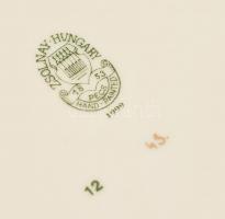 Zsolnay pillangó mintás 2 db ssüteményes tányér. Kézzel festett, jelzett, hibátlan. 17 cm