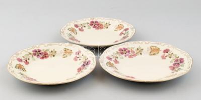 Zsolnay pillangó mintás 3 db süteményes tányér. Kézzel festett, jelzett, hibátlan. d: 19,5 cm