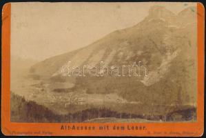 cca 1885 Alt-Aussee mit dem Loser, vintage fotó kartonon, M. Moser, Aussee műterméből, kopott, kissé foltos, 10x16 cm