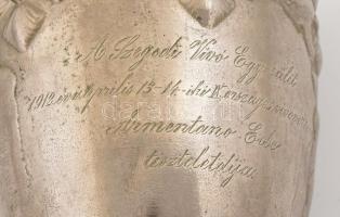 Szegedi Vívó Egyesület 1912-es országos vívóverseny tiszteletdíja, gravírozott felirattal, m: 32 cm