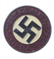 Német Harmadik Birodalom ~1935-1940. "Német Nemzetiszocialista Párt tagsági jelvény" zománcfestett Zn jelvény "RZM M1 / 108" (Schröder & Co, Lüdenscheid)" gyártói jelzéssel T:2 German Third Reich ~1935-1940. "NSDAP (National Socialist German Workers' Party) members' badge" enamel painted Zn badge with makers mark "RZM M1 / 108 (Schröder & Co, Lüdenscheid)" C:XF