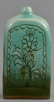 Antik hatású modern pálinkás butélia, festett mázas kerámia, jelzett, m: 18 cm