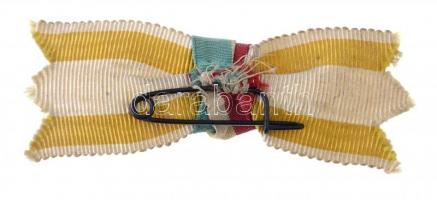 ~1900. Mellszalag a pápai állam és a magyar zászló színeivel