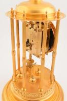 1931 Nagyméretű, aranyozott fém örökjáratos, torziós ingás asztali óra, porcelán számlappal, üvegbúr...