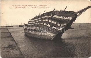 Cherbourg, Le Borda ex-bateau-ecole. La Basse-Normandie Pittoresque / French Navy former school ship Borda (EK)