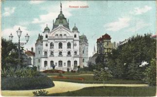 1910 Kassa, Kosice; Nemzeti színház. Nyulászi Béla kiadása. 3-részes panorámalap egyik lapja / theatre. panoramacard tile (b)