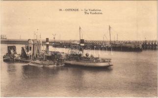 Oostende, Ostende; Le Vindictive / HMS Vindictive sunk in front of the harbour