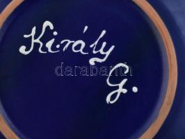 Király G. jelzéssel: Kék-fehér kerámia tál. Kézzel festett, jelzett, hibátlan. d: 26 cm