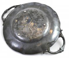 Osztrák szecessziós stílusú, gyümölcsös ón tál, XIX. sz. közepe. Jelzett, kopásnyomokkal, 31x23 cm