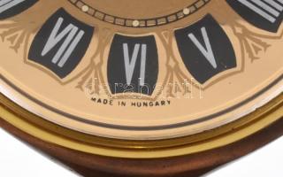 Muharos Lajos: Iparművész réz asztali óra. jelzés nélkül, működő mechanikus szerkezettel. 35 cm