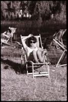 cca 1985 Balatoni vitorlások, fürdőzők, vízi élet, Magyar Alfréd budapesti fotóművész felvételei, 68...