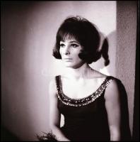 cca 1968 Agárdy Ilona (1940-2001) színésznőről készült portrésorozat, Kotnyek Antal (1921-1990) buda...