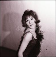 cca 1968 Agárdy Ilona (1940-2001) színésznőről készült portrésorozat, Kotnyek Antal (1921-1990) buda...