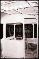 1990 A 180-as autóbusz felújítása, 18 db vintage NEGATÍV, 24x36 mm