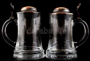 2 db vadász témájú fém fedeles és rátétes korsó 0,5l