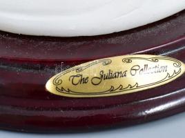 Sikkes lady. The Julianna selection műgyanta és őrlemény szobor. 27 cm