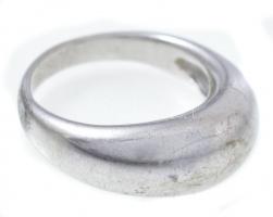 Ezüst (Ag) gyűrű. Jelzett, m: 57, 7,4 g
