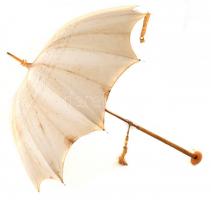 cca 1900 Vászon napernyő, hímzett mintával, faragott fa nyéllel, működőképes állapotban, textil foltos, h: 98 cm