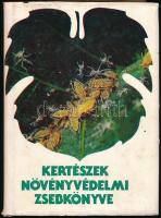 Kertészek növényvédelmi zsebkönyve. (Szerk.: Dr. Bognár Sándor) Bp., 1983, Mezőgazdasági. Kiadói egészvászon-kötés, papír védőborítóban.