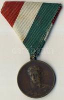 1902. "Kossuth Lajos" Br emlékérem szalaggal T:3