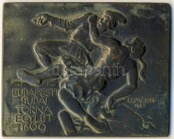 1923. "Budapesti Budai Torna Egylet" szögletes Br plakett. Szign.Reményi T:2
