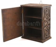 Fali (gyógyszeres) szekrényke, kabinet .XIX. sz. Faragott fa, e lején dombornyomott bőr  képpel. Sér...
