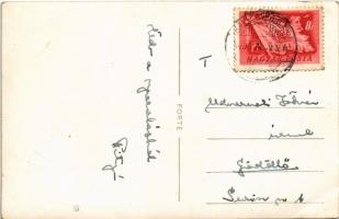 1949 Balatonboglár, nyári tábor csoportkép magyar zászlóval. photo  (EK)